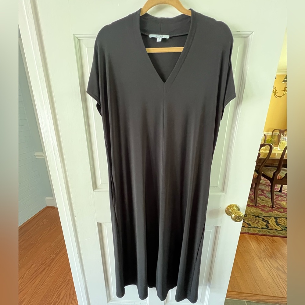 Easy Sympli short sleeve midi dress